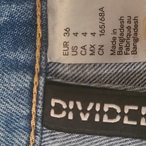 H&M distressed jean shorts - Picture 6 of 6